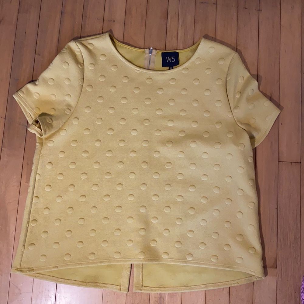 Pretty Yellow Short sleeve polka dot top